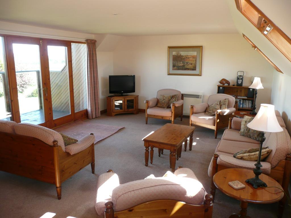 Carden Holiday Cottages - Elgin Crook of Alves Room photo
